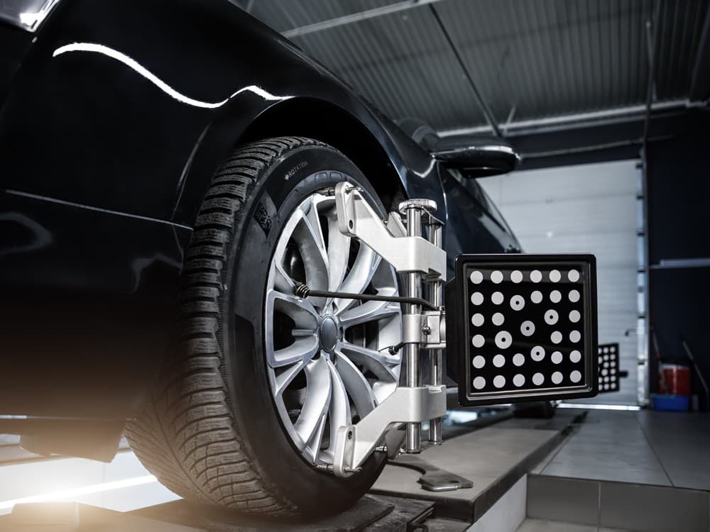 ¿Necesitas ajustar la dirección de tu coche?